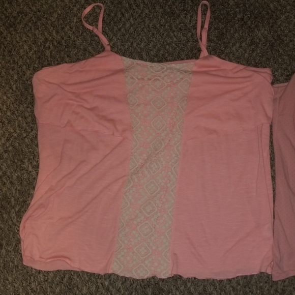 Bundle of 2 camisoles - Picture 2 of 3